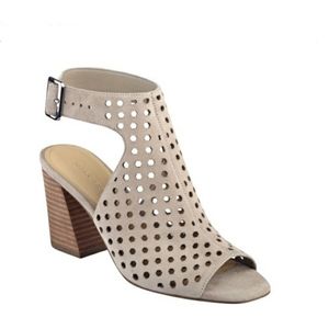 Marc Fisher Berdie Perforated Block Heel size 9.5